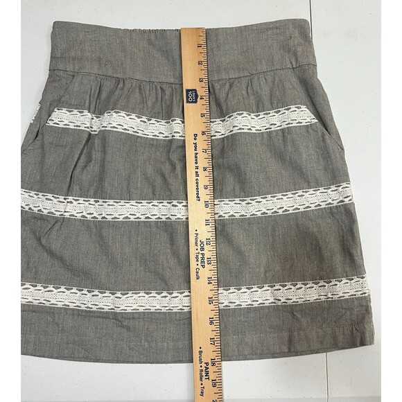 Banana Republic Grey Pull On Skirt with White Lace Stripes Pockets Women's 4 - Picture 9 of 10